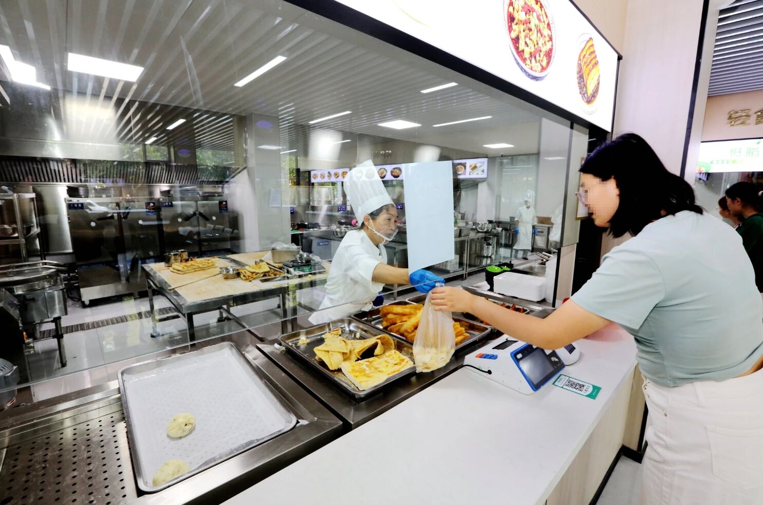 杏林餐廳煥新開業 舌尖上的關懷，溫暖社區新篇章